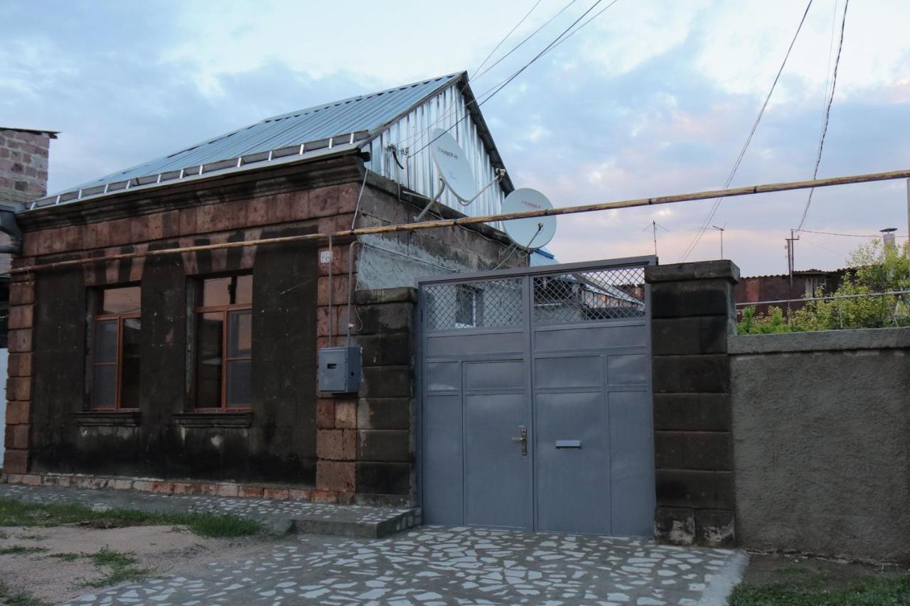 Vanand Guest House Ghiumri Exterior foto