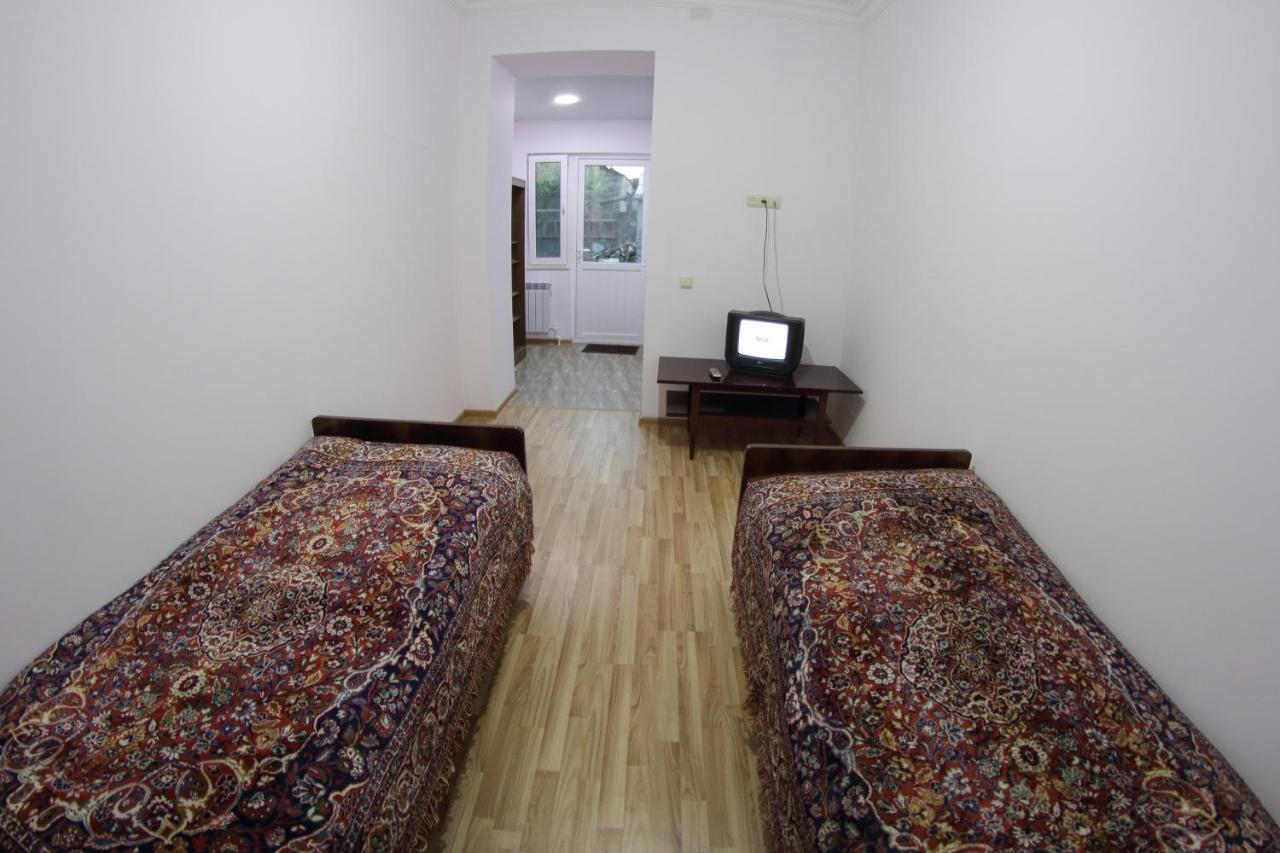 Vanand Guest House Ghiumri Exterior foto