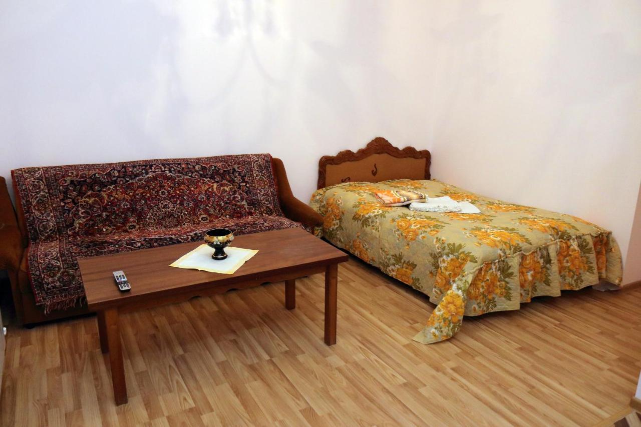 Vanand Guest House Ghiumri Exterior foto