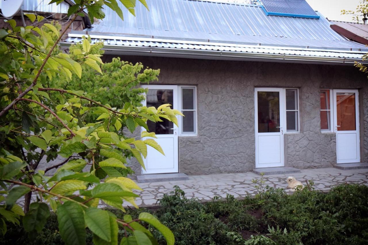 Vanand Guest House Ghiumri Exterior foto